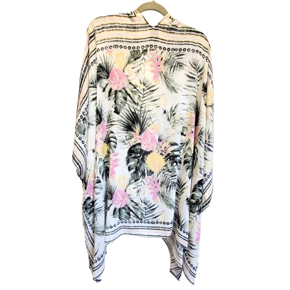 Vince Camuto One Size Tropical Open Front Tassle Kimono - Picture 3 of 6
